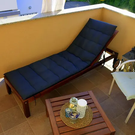 Blue Sunshine Rab Apartment Palit Exterior photo