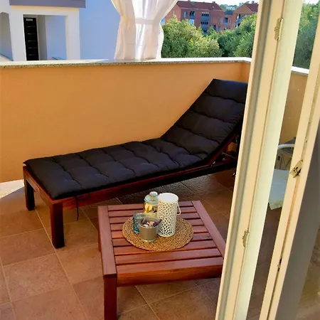 Blue Sunshine Rab Apartment Palit Exterior photo