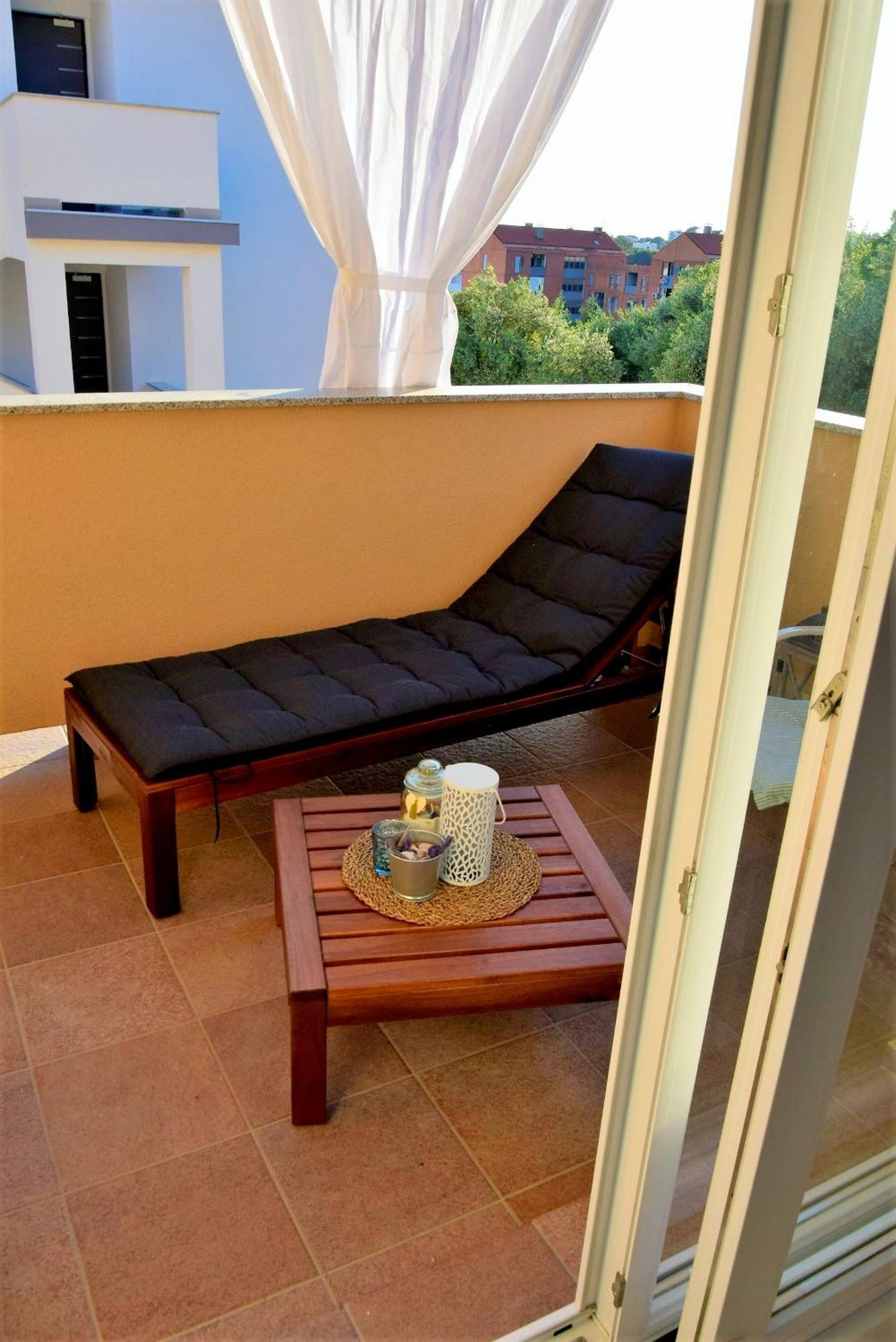 Apartment Blue Sunshine Rab Palit