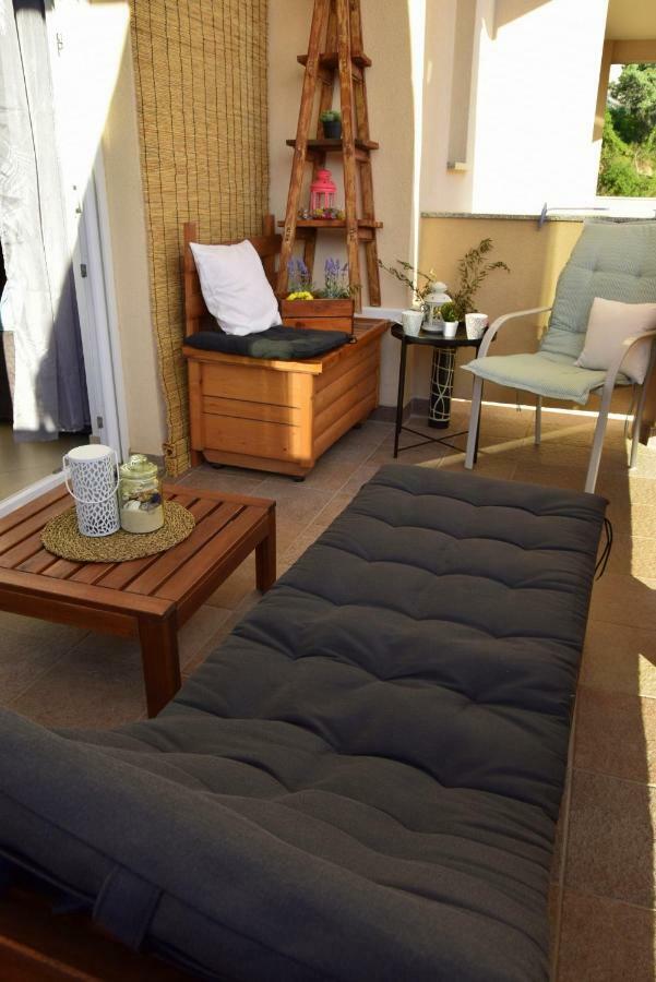 Apartment Blue Sunshine Rab Palit